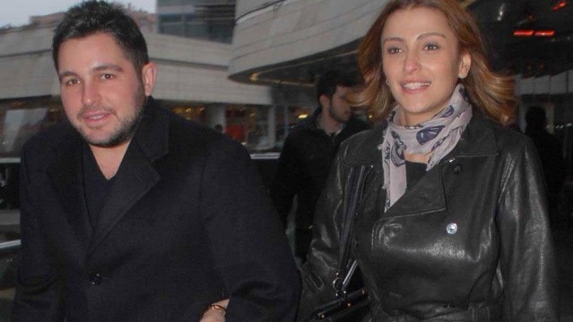 Zenginlik Böyle Birşey.. Özge Ulusoy Sevgilisi Hacı Sabancı'dan Bakın Ne İstedi?