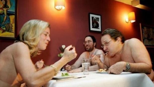 Dünyadaki en ilginç restaurantlar! Klozetten yemek yiyorlar...