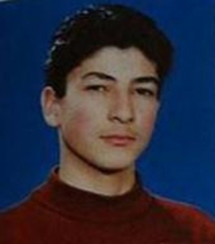 Bu ünlüyü tanıyabilecekmisiniz?