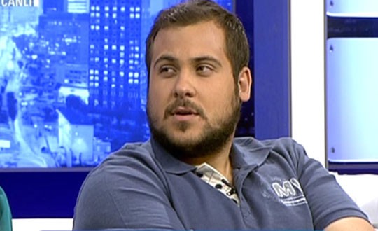 ÜNLÜ OYUNCU AŞK ACISINI İTİRAF ETTİ !