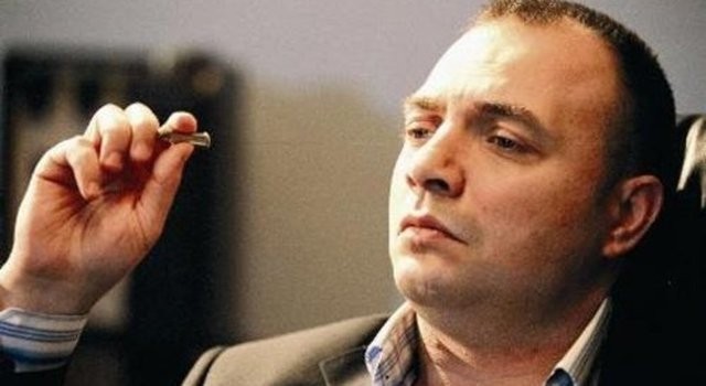 HAYRANLARI ŞOKTA! KENAN İMİRZALIOĞLU HAYATINI KAYBETTİ...