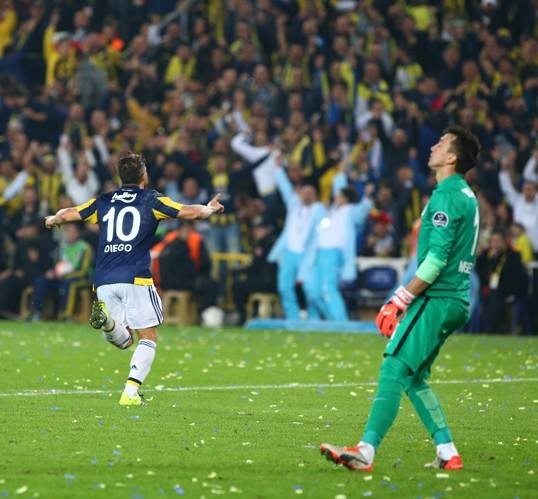 Derbi 1-1 bitti! Aziz Yıldırım başkanlığı...