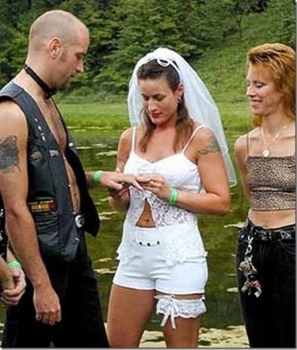 Damat istediği gelinliği almayınca UTANMAZ gelin bakın ne yaptı!! Düğün günü skandal!