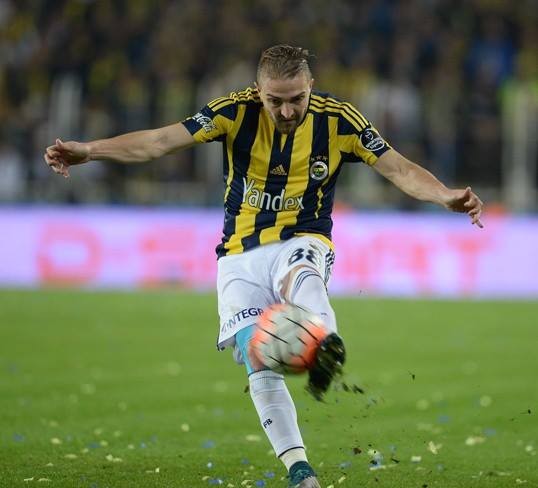 Derbi 1-1 bitti! Aziz Yıldırım başkanlığı...