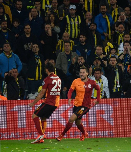 Derbi 1-1 bitti! Aziz Yıldırım başkanlığı...