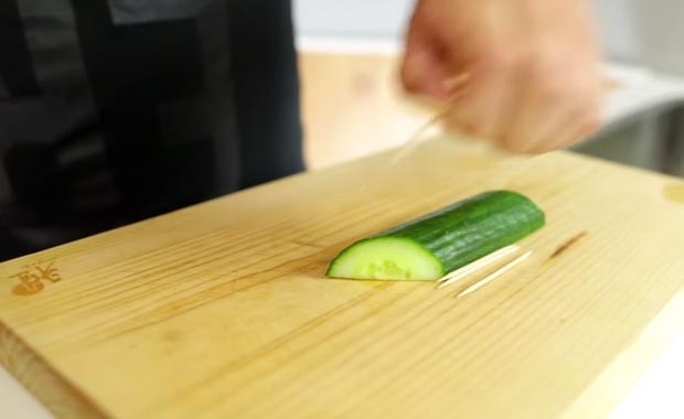 Salatanın yanına kürdan koyduğunuzda..