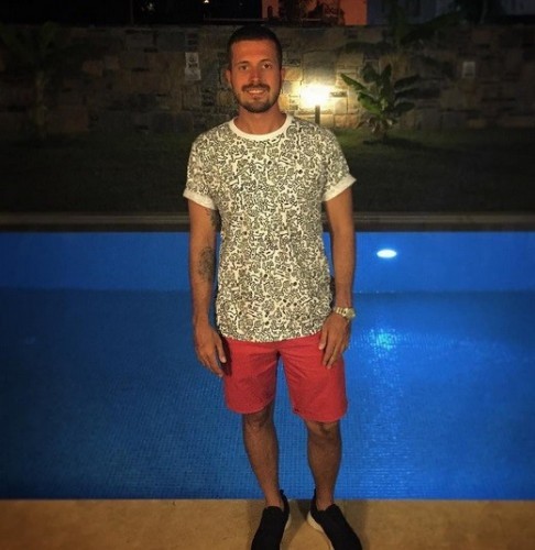 Fit vücuduyla tüm gözler onda! Bakın kimin oğlu çıktı!