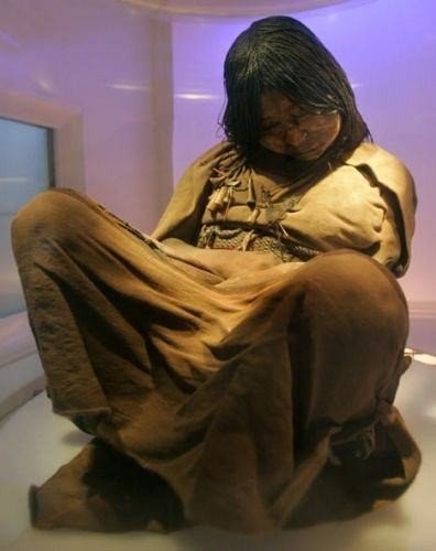 1000 yıllık heykelin içinden bakın ne çıktı!