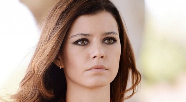 BEREN SAAT'E TEPKİ ÇIĞ GİBİ BÜYÜYOR!