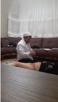 SAHTE İMAM, CİN ÇIKARACAM DİYE KADINLA BİRLİKTE OLUYOR !!