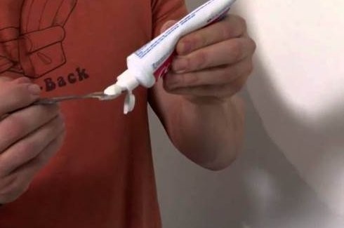 Diş macununun şaşırtan faydası! Yok artık diyeceksiniz..!