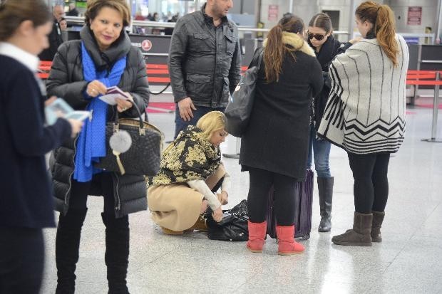 Makyajsız yakalanınca ne yapacağını şaşırdı