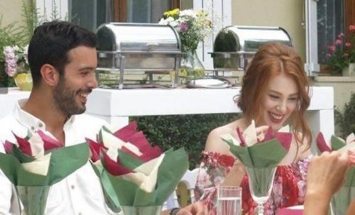 HAYRANLARINA KÖTÜ HABER! SEVİLEN DİZİ YAYINDAN KALKIYOR...