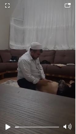SAHTE İMAM, CİN ÇIKARACAM DİYE KADINLA BİRLİKTE OLUYOR !!