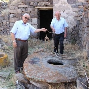 KAYSERİ’DE ÇOCUKLARI DÖVÜP, KUYUYA ATAN KADIN HAKİM KARŞISINDA SANIK RUKİYE T., MAHKEMEDE SORGU VE SAVUNMASINDA, ÖYLE SAVUNMA YAPTI Kİ HAKİM BİLE ŞAŞTI KALDI...