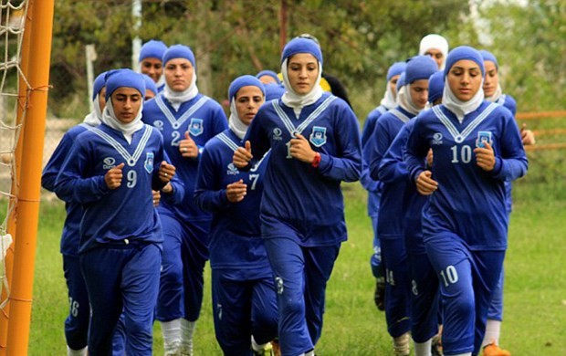 KADIN FUTBOL TAKIMINDA 8 OYUNCU ERKEK ÇIKTI!