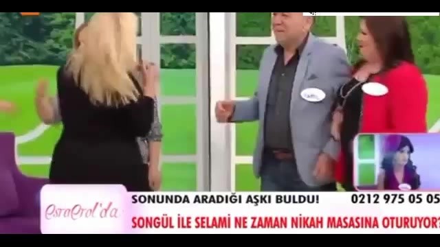 Esra Erol’da programında ilginç görüntüler yaşandı!!