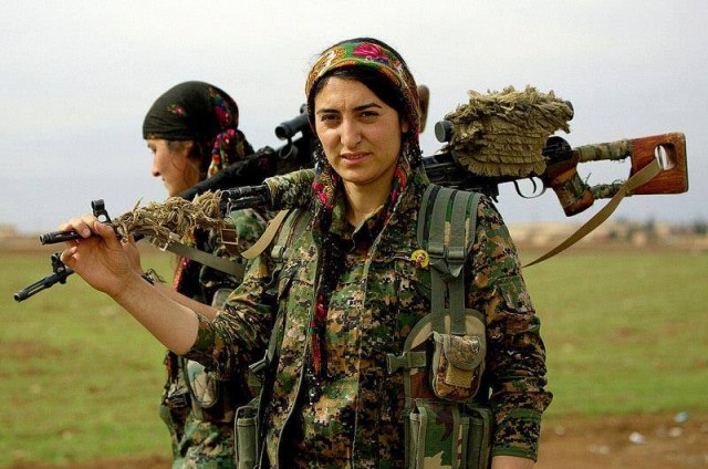 PKK'LI ASKERLERİN ÜZERİNDEN ÇIKAN SİLAHLARIN SAHİBİNİN KİM OLDUĞUNU ÖĞRENİNCE ÇOK ŞAŞIRACAKSINIZ..!