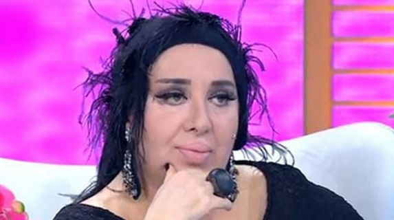 Nur Yerlitaş sosyal medyayı salladı..!