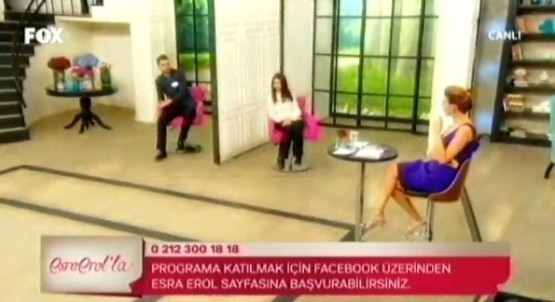 Stüdyodakiler Dondu Kaldı! Genç Kızdan Ahlaksız Teklif..