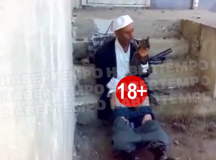 ARKADAŞLAR BU HEPİMİZİN İNSANLIK VAZİFESİ! HABERİ PAYLAŞALIM LÜTFEN! BU ALÇAĞIN KİMLİĞİ ORTAYA ÇIKSIN! Mutlaka Tanıyan, Gören, Bilen Birisi Vardır!