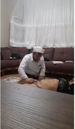 SAHTE İMAM, CİN ÇIKARACAM DİYE KADINLA BİRLİKTE OLUYOR !!