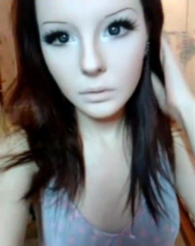 O da Ukraynalı Barbie kız..!