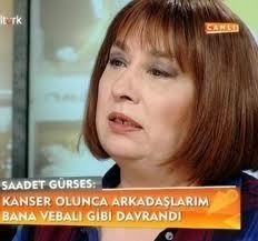 Nereden Nereye! Ünlü Yıldız Mendil Satıyor!