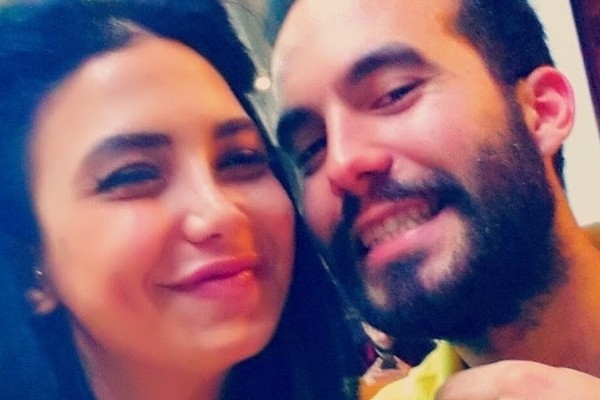 ÜNLÜ GÜZEL İNTİHAR ETTİ!