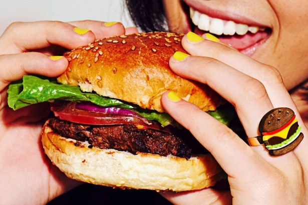 FAST FOOD SİZİ ÖLÜME SÜRÜKLÜYOR!!!