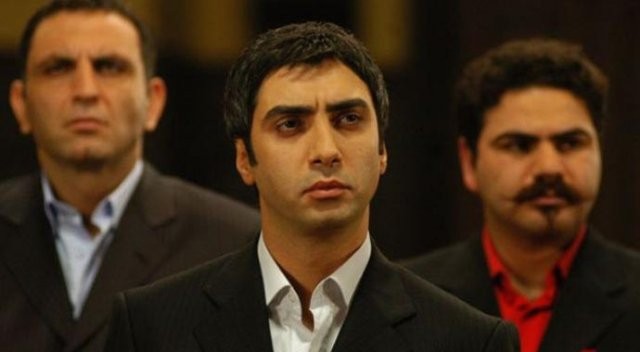 KURTLAR VADİSİ'NİN SEVİLEN OYUNCUSU EVLENİYOR