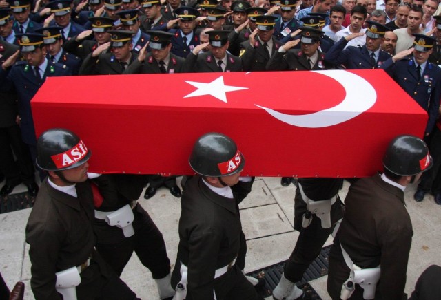 SON DAKİKA! ŞEHİTLERİMİZ VAR! ÇOK SAYIDA AMBULANS OLAY YERİNE GİDİYOR..!