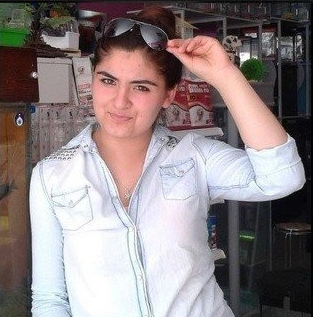 Başörtüsünü şov amaçlı kullanan Hanife'nin gerçek yüzü! YAZIKLAR OLSUN!