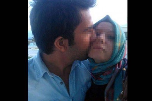 DİN KÜLTÜRÜ ÖĞRETMENİYLE AŞK YAŞAYAN ÖĞRENCİ KONUŞTU! GÖRÜŞMEK İSTEMEDİM AMA...