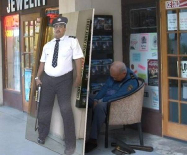 Genç Kızın Yaptığına Bakın!