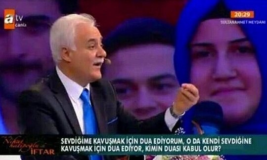 YA SİZDE HİÇ Mİ AKIL YOK ! CANLI YAYINDA ÖYLE BİR SORU SORDU Kİ, HOCA KÜFRETMEMEK İÇİN KENDİNİ ZOR TUTTU !