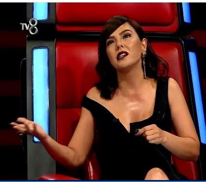 Ebru Gündeş'ten ''boşanma'' açıklaması