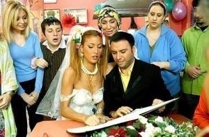 ALİŞAN İLE ÇAĞLA ŞİKEL MEĞERSE...