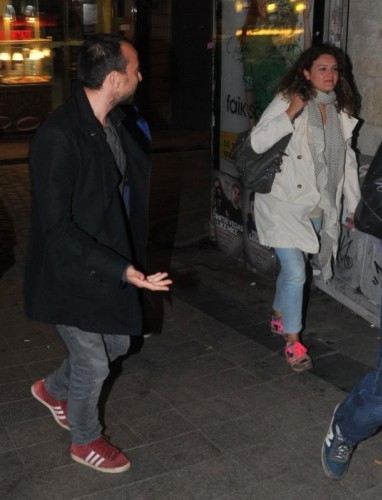 Ali Atay Hazal Kaya'yı Aldatıyor Mu?