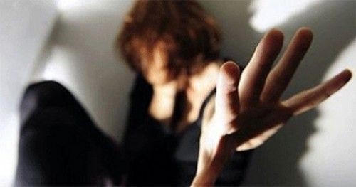 DEHŞET! 13 Yıl Eşinin Kardeşi Tarafından Tecavüze Uğradı!