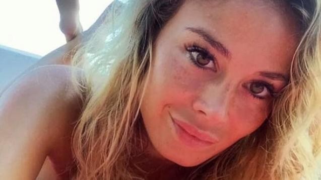 ÜNLÜ SUNUCUYA BÜYÜK ŞOK! ÇIPLAK FOTOĞRAFLARI İNTERNETE SIZDI!