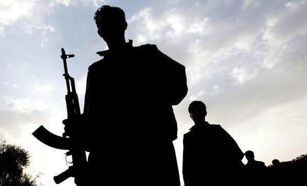 PKK'LI ASKERLERİN ÜZERİNDEN ÇIKAN SİLAHLARIN SAHİBİNİN KİM OLDUĞUNU ÖĞRENİNCE ÇOK ŞAŞIRACAKSINIZ..!