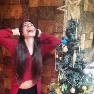 YOK ARTIK BU KIZ O KIZ MI? DEĞİŞİM DEĞİL EVRİM!!