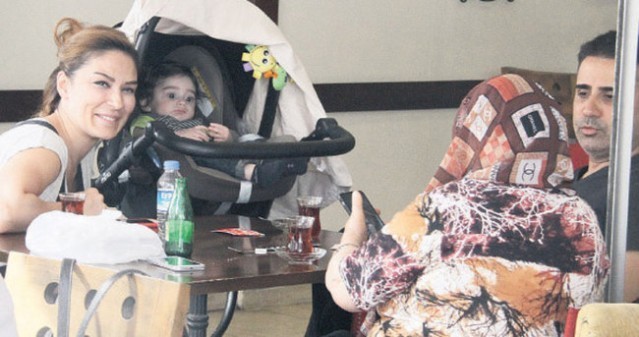 EMRAH OĞLUNU PAYLAŞTI SOSYAL MEDYA YIKILDI, NEDEN Mİ? FOTOĞRAFA BİR BAKIN!!