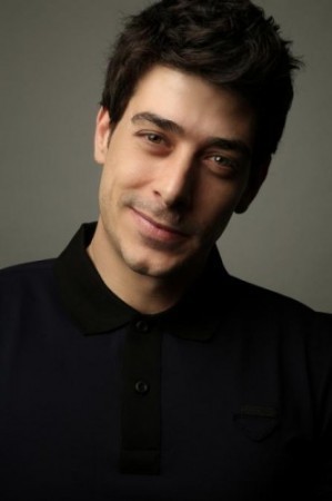 ESRA EROL'UN KARDEŞİ BAKIN KİM ÇIKTI! ASLINDA ONU HEPİMİZ TANIYORUZ!