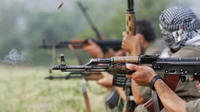 PKK'LI ASKERLERİN ÜZERİNDEN ÇIKAN SİLAHLARIN SAHİBİNİN KİM OLDUĞUNU ÖĞRENİNCE ÇOK ŞAŞIRACAKSINIZ..!