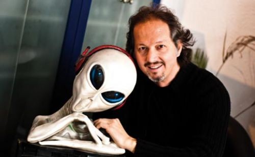 EGE'DE BİR KÖYE UFO DÜŞTÜ!!!