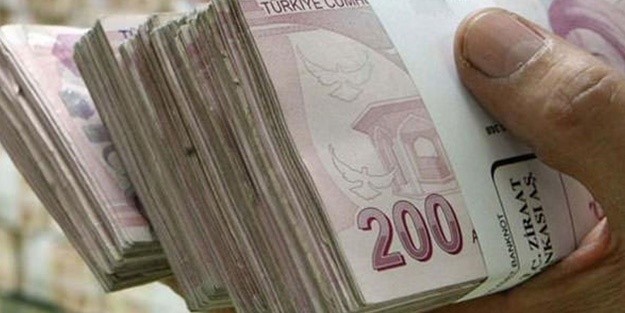 HÜKÜMETTEN ANNELERE HER AY 823 TL MAAŞ!