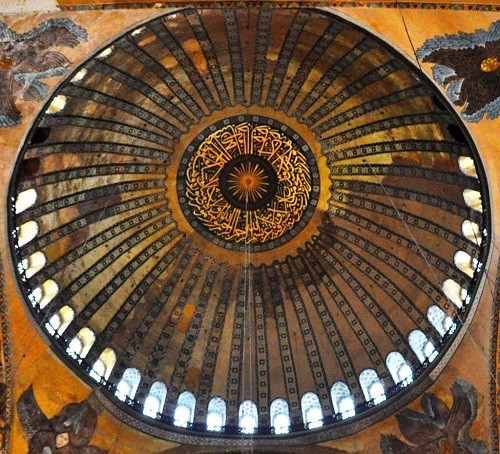 Ayasofya'nın efsanelerle dolu hikayesi... İşte o hikayeler...