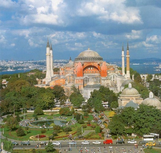 Ayasofya'nın efsanelerle dolu hikayesi... İşte o hikayeler...